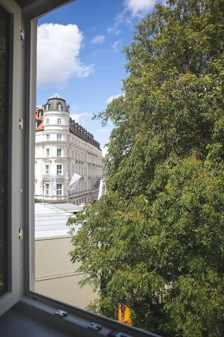 M8 Central Loft Hofbraeuhaus Munich 0*,  Germany